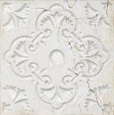 Декор Aged White Ornato 20x20