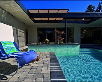 Iridiscent Colour Blends Iridiscent Colour Blends