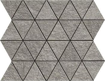 Grey Triangles 28.5x33