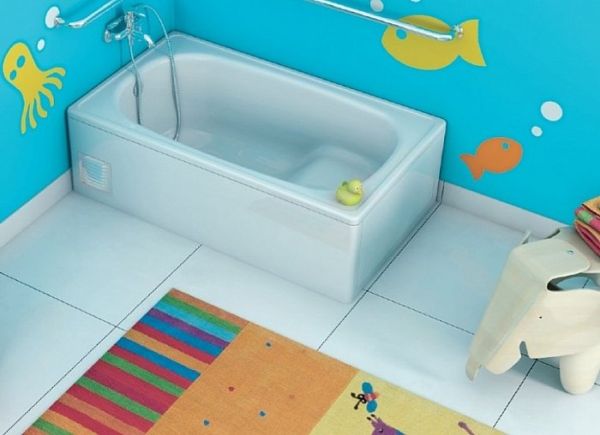 Стальная ванна BLB Europa сидячая 105x70 см