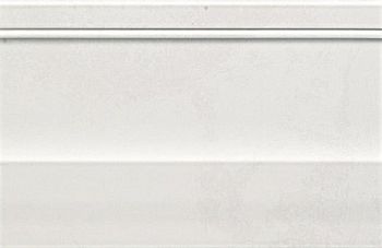 Плинтус Marvel Moon Alzata 20x30.5