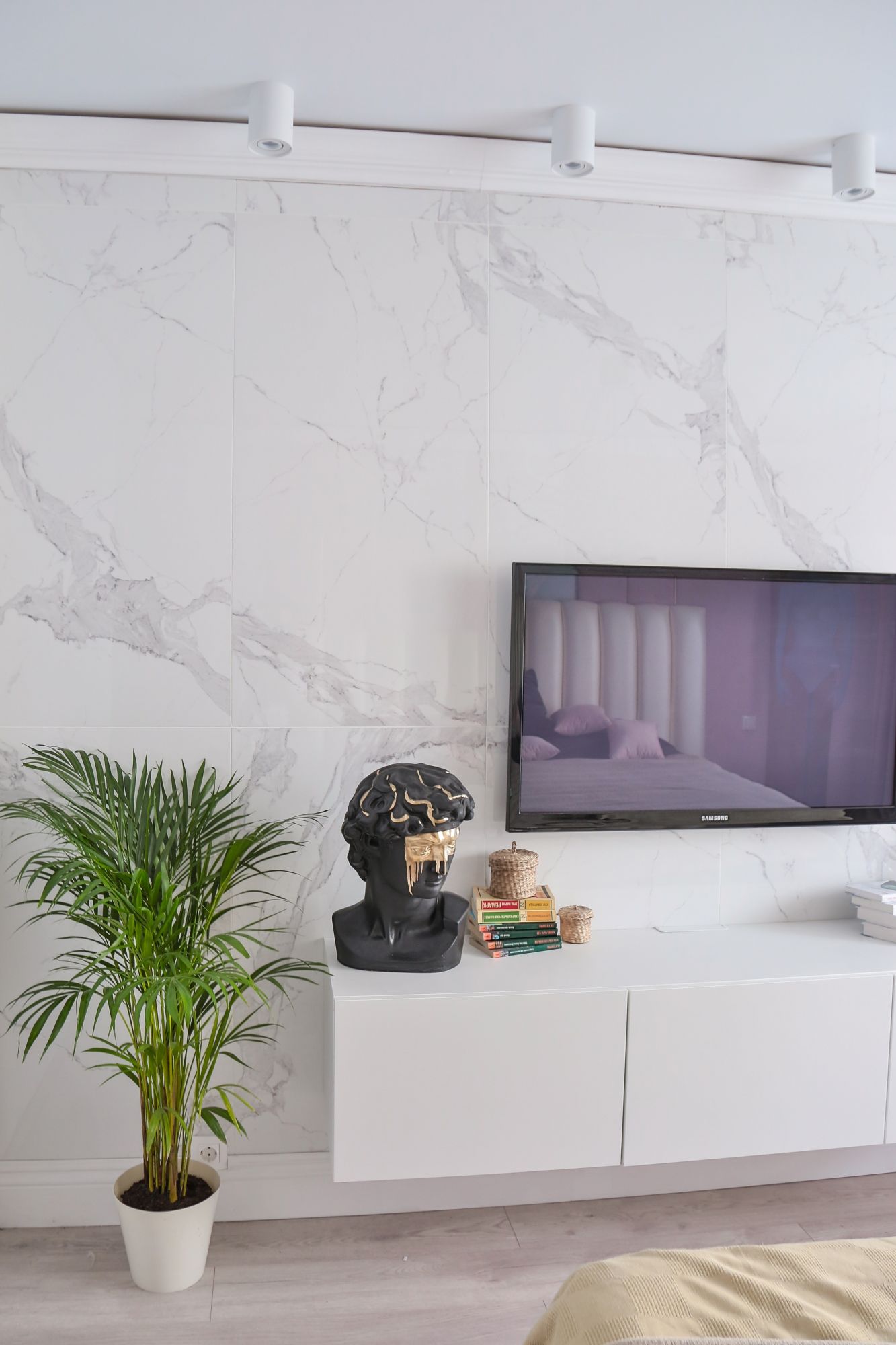 Декор Avenzo Silver W M/STR 30х90 R Glossy 1